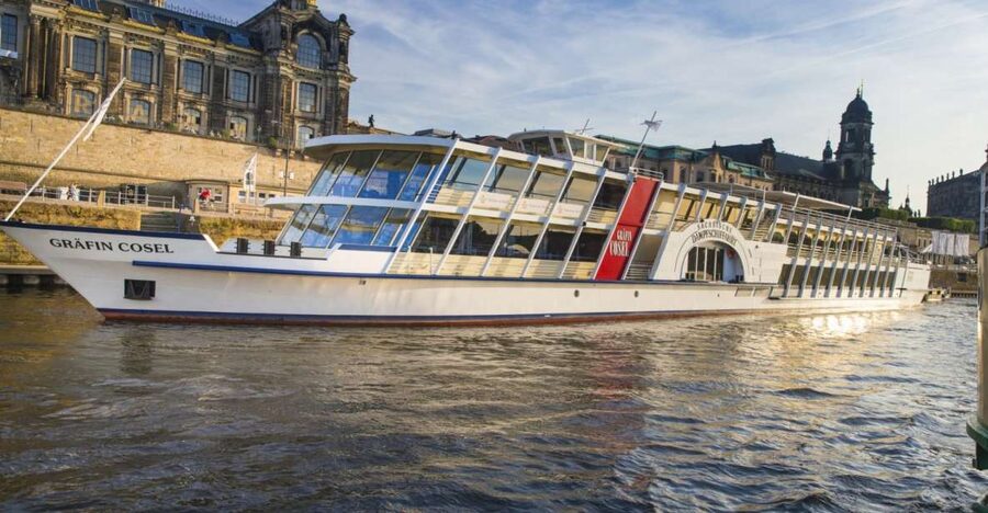 Dresden: River Sightseeing Boat Cruise - Getting Oriented at Terrassenufer and the Brühlsche Terrasse Piers