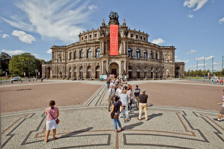 Dresden: Semperoper and Old Town Tour - Zwinger Palace and Dresden Castle Stops: Baroque Power in Plain Sight