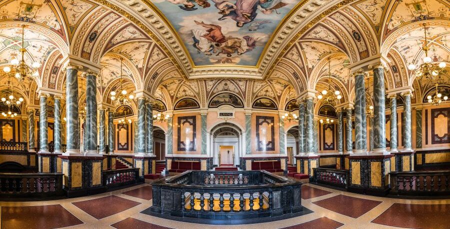 Dresden: Semperoper and Old Town Tour - Should You Book This Dresden Semperoper and Old Town Tour?
