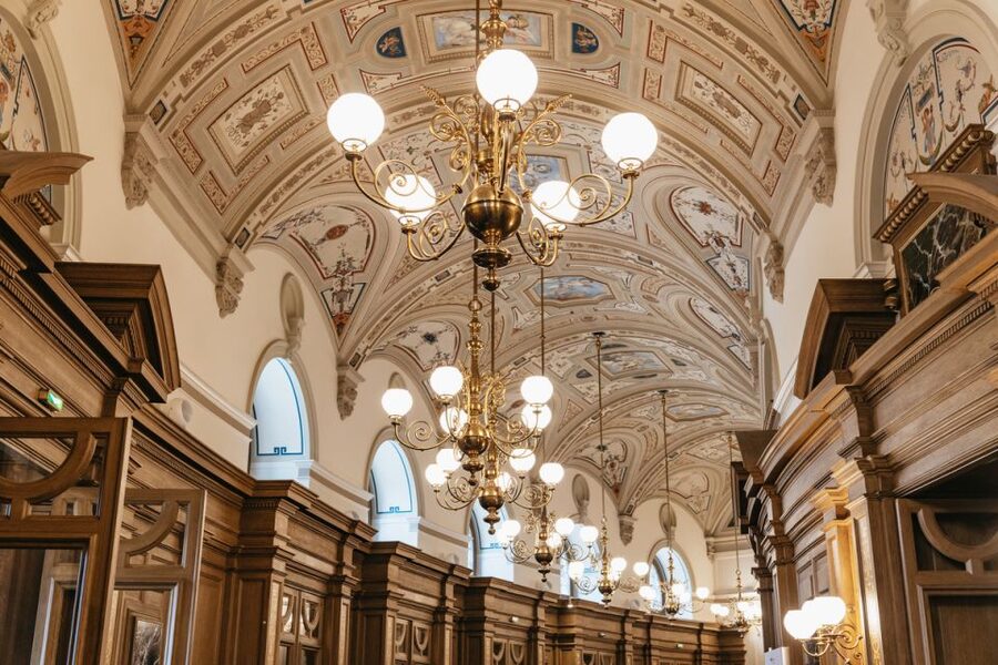 Dresden: Semperoper Tickets and Guided Tour - Stage access moments, what you might see on the day