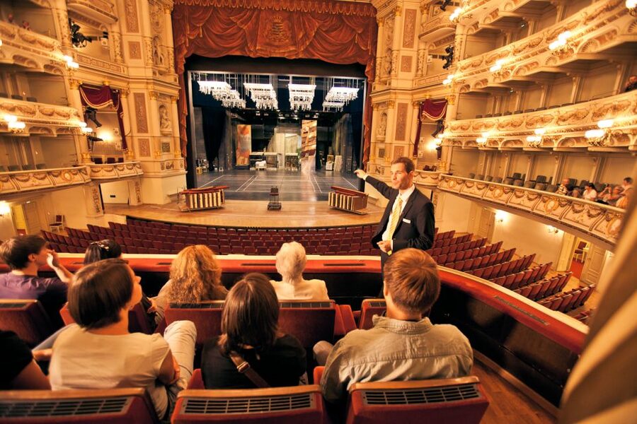 Dresden: Semperoper Tickets and Guided Tour - Photography rules and the €3 photo license, plan before you take out your phone