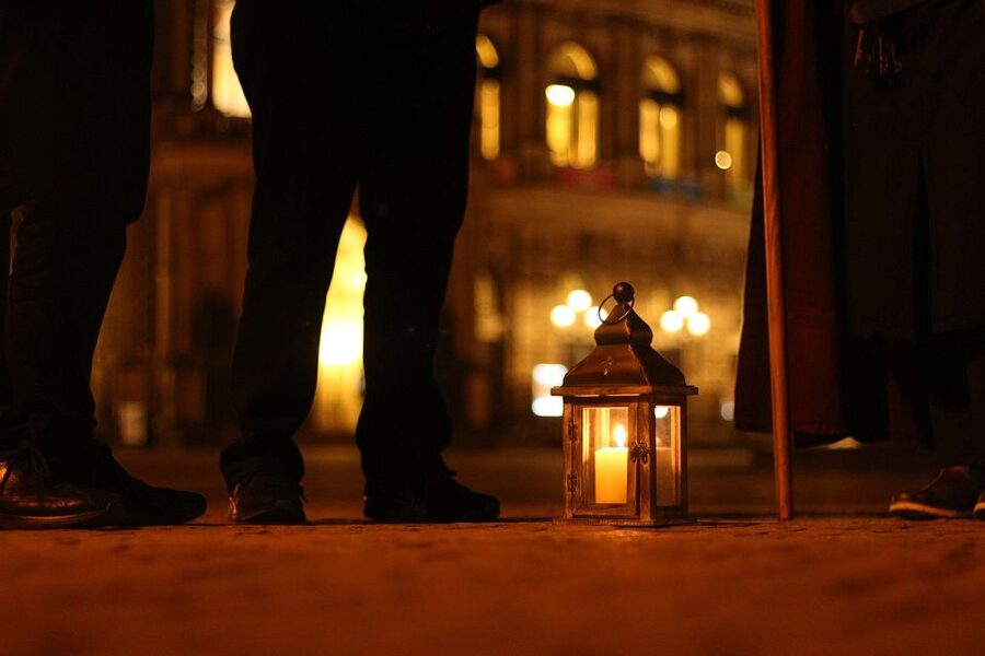 Dresden: The Original Night Watchman Tour in Lantern Light - Practical Tips for Your Lantern-Light Evening in Dresden