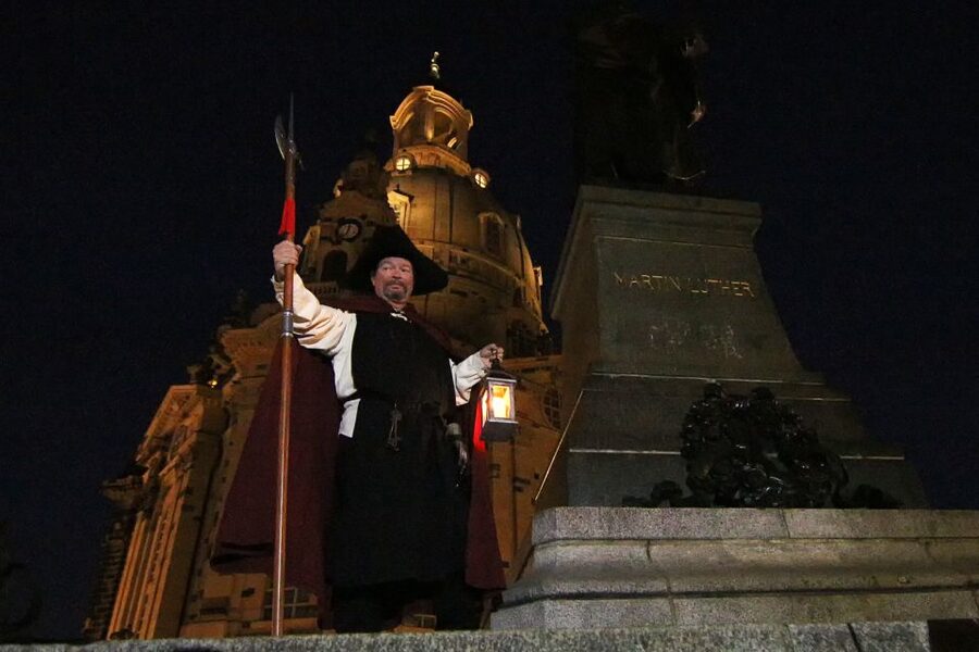 Dresden: Walking Tour with a Night Watchman including a Meal - The Walk Starts at Theaterplatz: King Johann to Old Town Stories