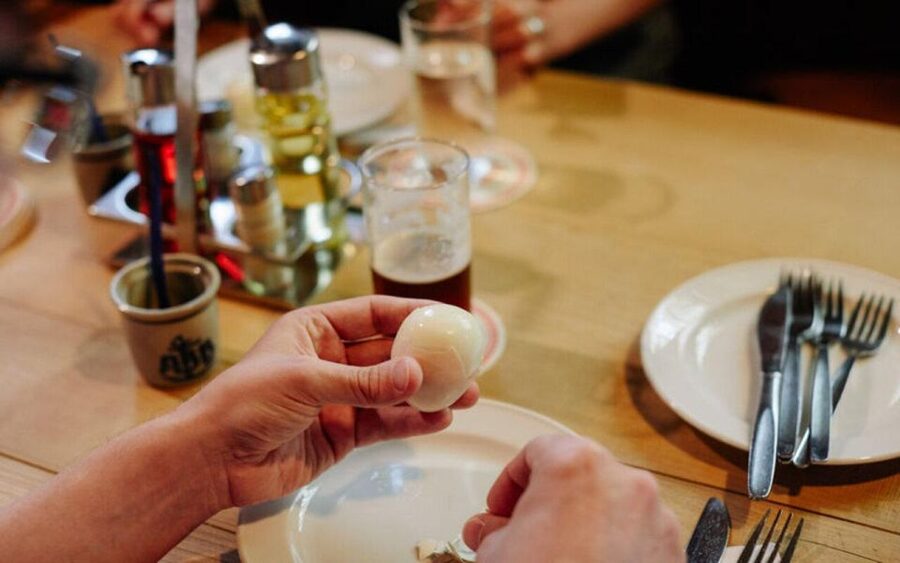 Düsseldorf: Culinary Soul Guided Tour - Why Düsseldorf’s Old Town feels different with a guide