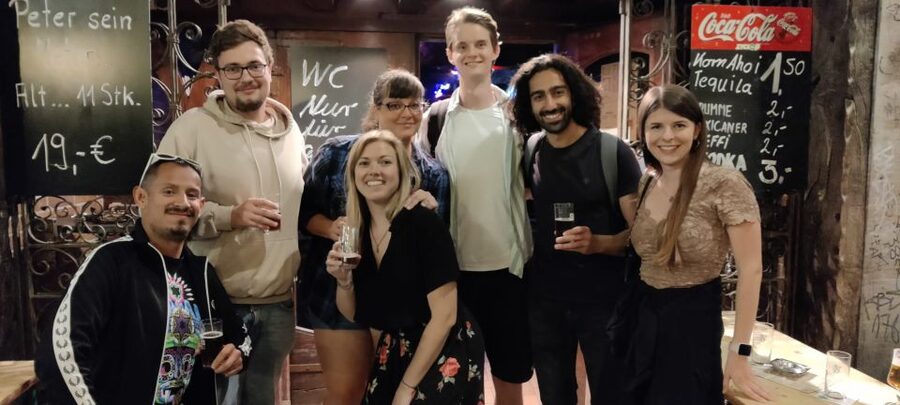 Düsseldorf: Guided Beer Tour with 4 Beers & a Flexible Route - No food included: how to set yourself up for a smooth last hour