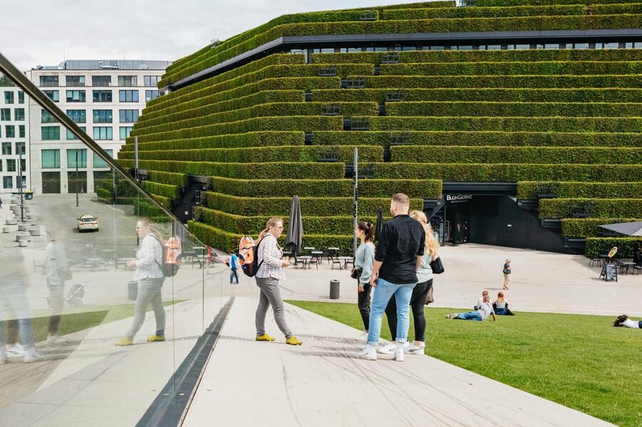 Düsseldorf: Guided City Architecture Walking Tour - Key highlights and why they matter