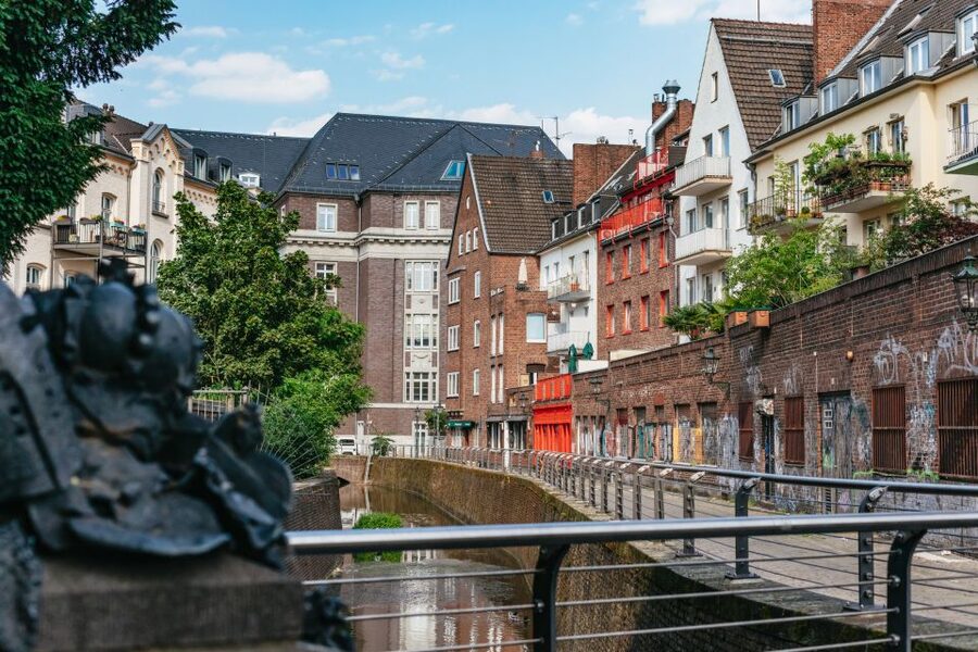 Düsseldorf: Guided Tour with a Night Watchman - Language Reality: German-Only Unless You Choose Private