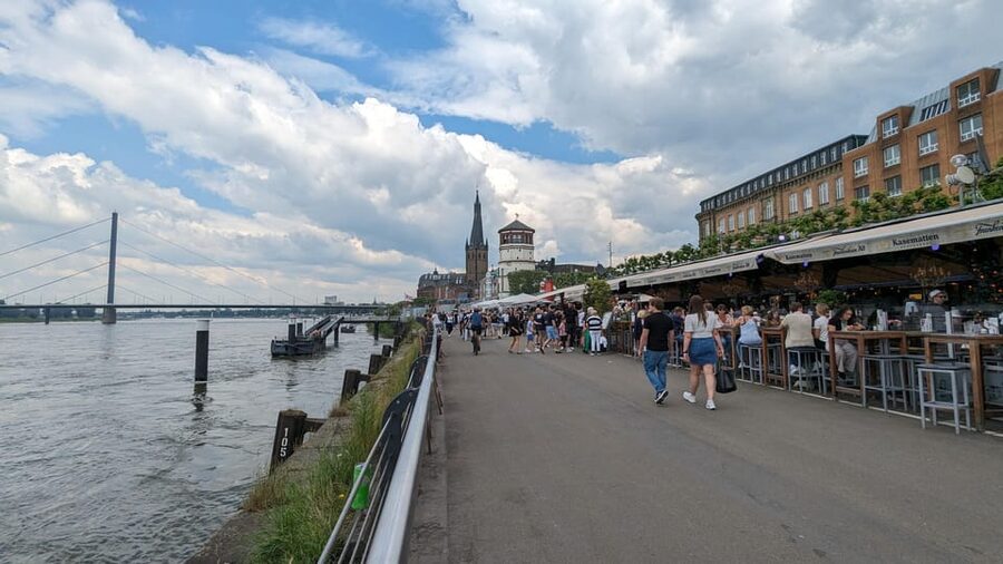 Düsseldorf: Tipping based - Old Town Walking Tour - Who this tour suits best