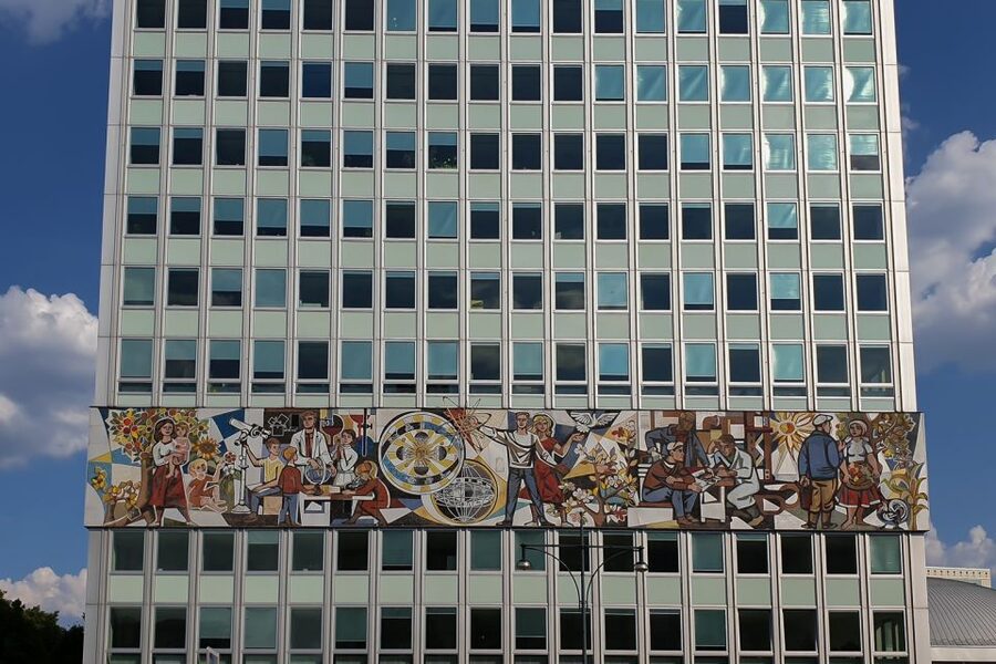 East Berlin and the Wall: Walking Tour - A short TV Tower stop that helps you read the city