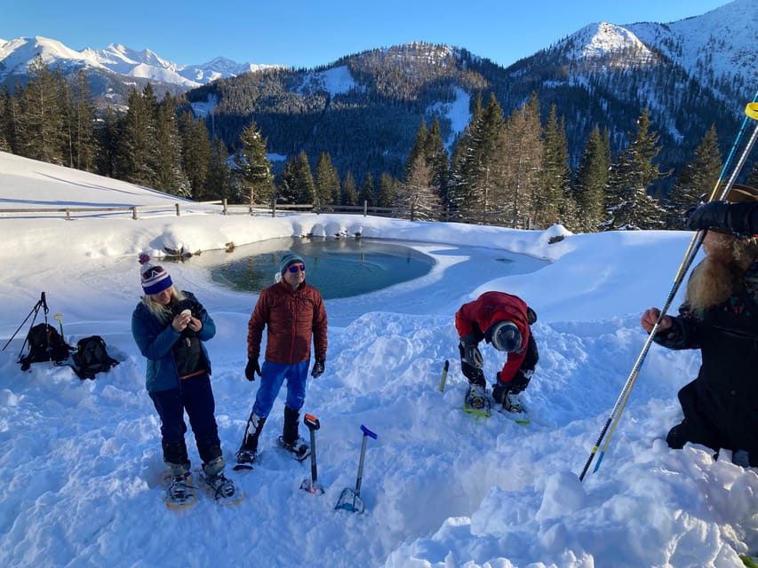 Ehrwald: Zugspitze Snowshoe Hiking Tour with Mountain Views - What to Bring (And What the Operator Covers)
