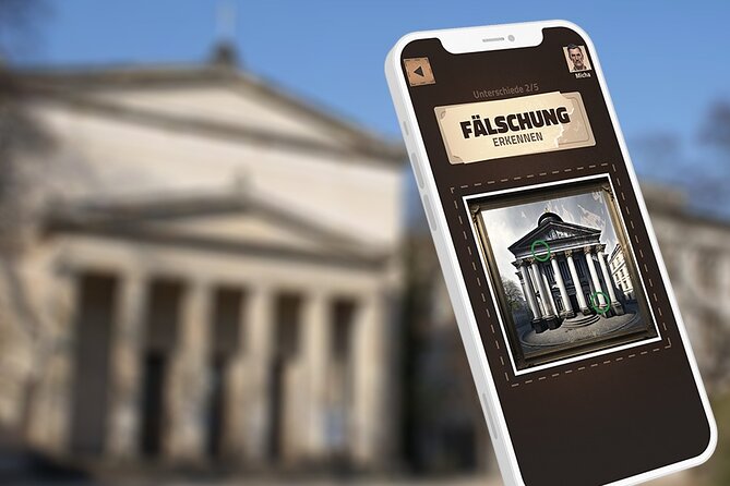 Escaping and spying on the Berlin Wall Scavenger hunt - Photo spots, phone use, and how to avoid frustration