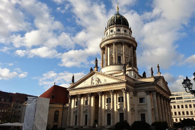 Explore Berlin History and Highlights Sightseeing Walking Tour - Checkpoint Charlie, Where You Feel the Cold War in Plain Sight