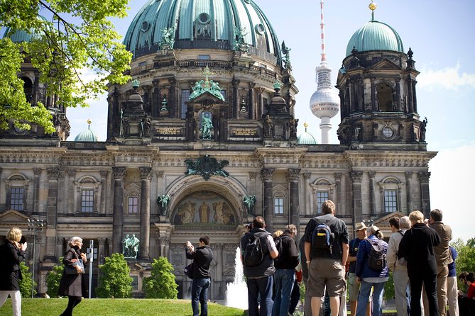 Explore Berlin Shore Excursion: Top Attractions Private Tour from Warnemuende - Führerbunker and the machinery of the last days
