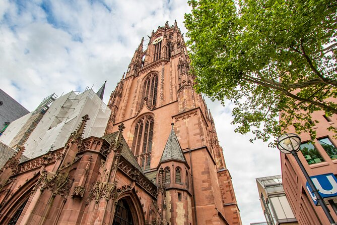 Explore Frankfurt in 60 minutes with a Local - A one-hour Frankfurt sprint that stays human (not rushed)
