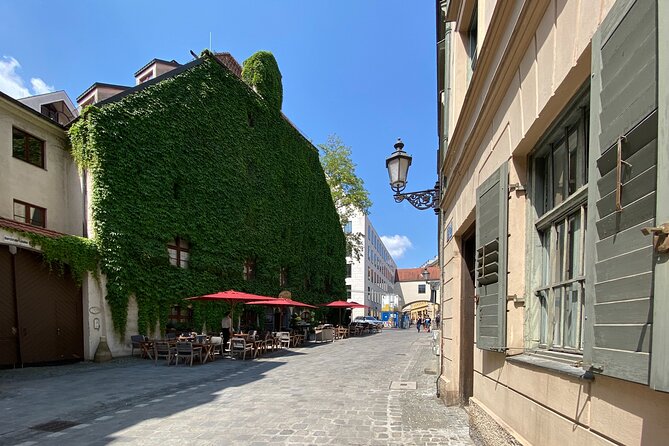 Fall in Love with Munich in a Private Old Town Walking Tour - Hofbräuhaus München: royal brewery origins and the beer hall details that tourists miss
