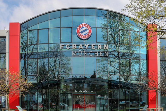FC Bayern Munich Allianz Arena Tour and Panoramic Munich Tour - A 5-hour Bayern-and-bus mix that works for most schedules