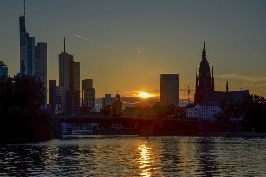Frankfurt: Guided Bike Tour - Value: is $57 per person worth it?