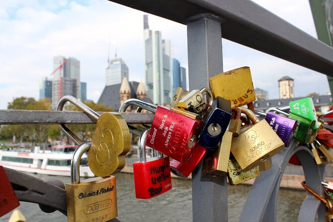 Frankfurt Old Town & Emperors: City Game & Walking Tour - What the 11 Riddles and Challenges Feel Like in Real Life