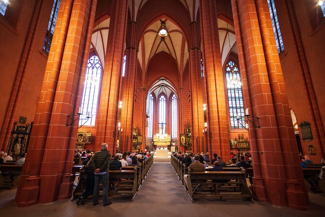 Frankfurt: Old Town Highlights Private Walking Tour - Starting at Paulsplatz: where the city story begins