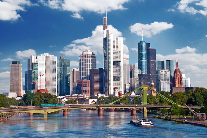 Frankfurt: Old Town Highlights Private Walking Tour - Price and time: when this is great value