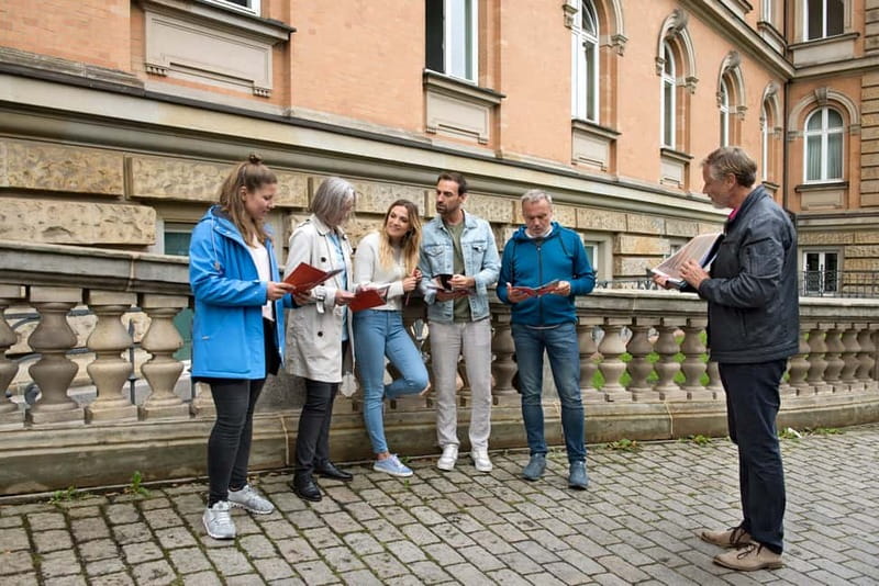 Frankfurt: Old Town Historical Walking Tour with Geo Epoche - From first market to Europe’s money center