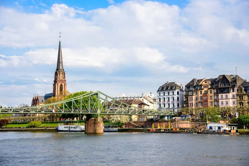 Frankfurt: Old Town Historical Walking Tour with Geo Epoche - Rain or shine, plan your feet and weather
