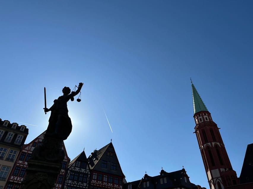 Frankfurt on Foot Daily Walking Tour in English - Meeting on Römerberg, and how to start smart