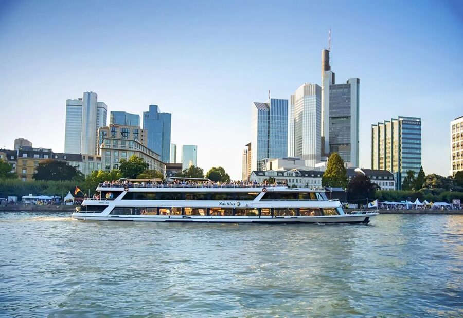Frankfurt: River Main Sightseeing Cruise with Commentary - The Gerbermühle and Goethe moment: small stop, big payoff