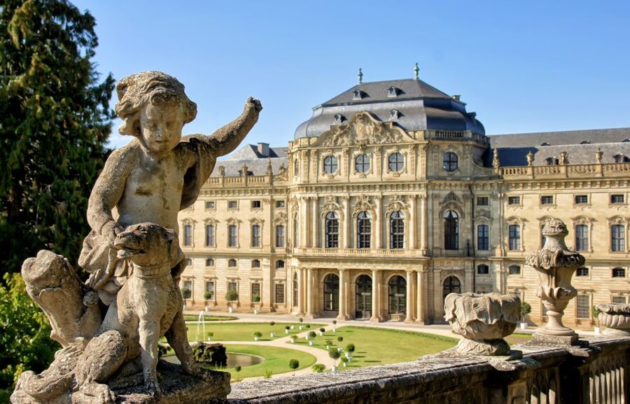 Frankfurt: Romantic Road & Rothenburg ob der Tauber Tour - The Weikersheim Stop: Renaissance Palace and the Rittersaal