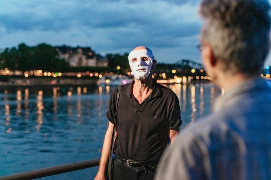Frankfurt: "The Sandman" Nightmarish Walking Tour - Eiserner Steg: The Best View Moment That Makes the Night Worth It