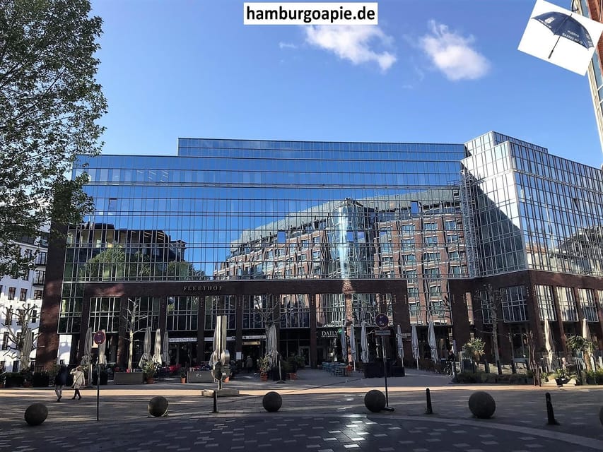 Free tour: Centro Histórico. Tú decides el precio al final - Elbphilharmonie: an icon you can appreciate from outside