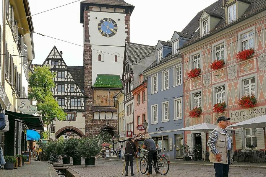 Freiburg: Gässle, Bächle and More City Tour - Guide style and practical rules: how to get the best experience
