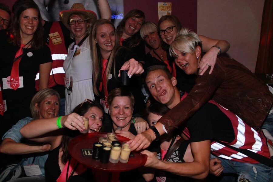 Freiburg: Guided Pub Crawl with Drinks - Stop-by-stop: how each of the five bar moments usually feels