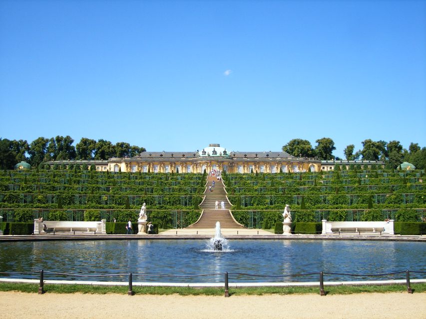 From Berlin: Potsdam Half-Day Tour in Spanish - Door of Nauen and the churches: smaller stops, big payoff