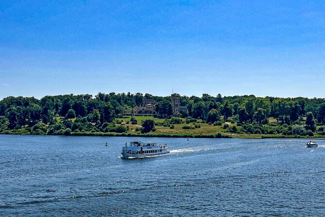 From Berlin: Potsdam Highlights & Sanssouci half day Walking Tour - From Berlin to Potsdam, the train ride sets the tone