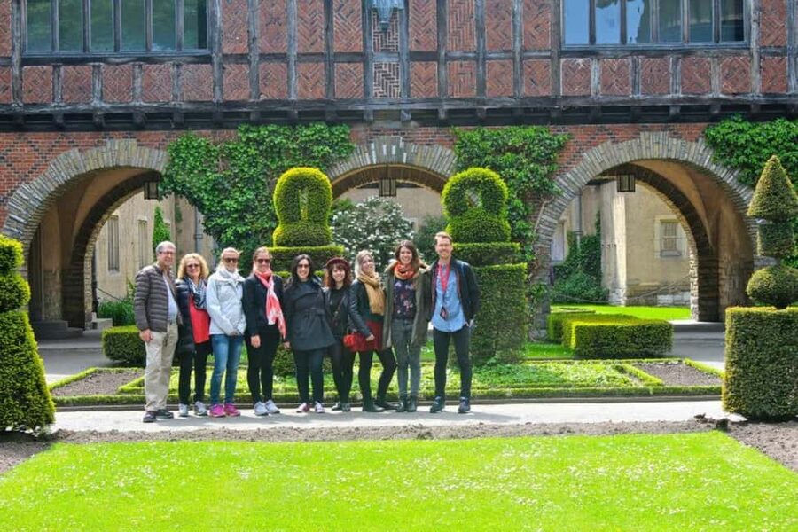 From Berlin: Potsdam & Sanssouci half day Walking Tour - The Cold War stops that turn gardens into headlines