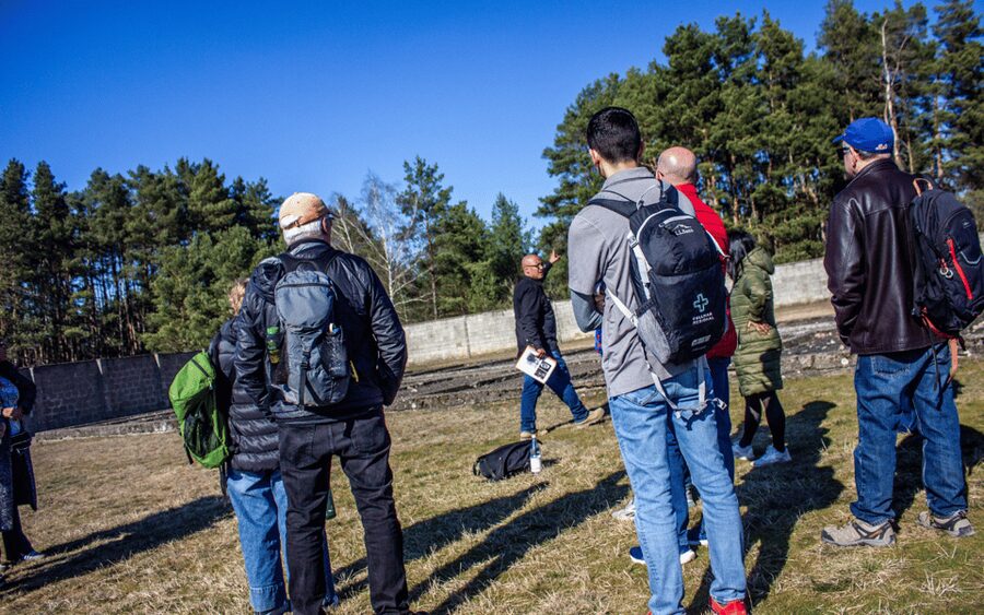 From Berlin: Sachsenhausen Concentration Camp Museum Tour - The 3-hour guided tour: punishment cells, daily struggle, and resistance