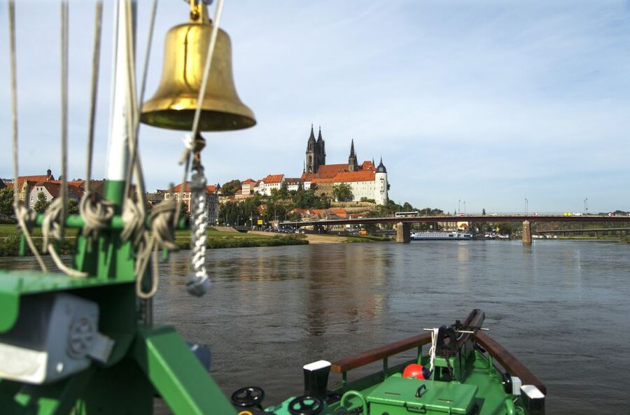 From Meissen: Paddle Steamer Tour to Dresden - A Three-Hour One-Way Ride That Changes Your Perspective