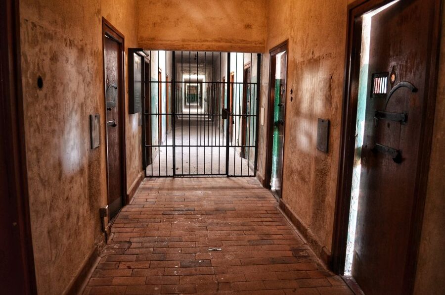 From Munich: Dachau Memorial Site Tour in Spanish - Getting to Dachau: the Munich start that keeps things simple