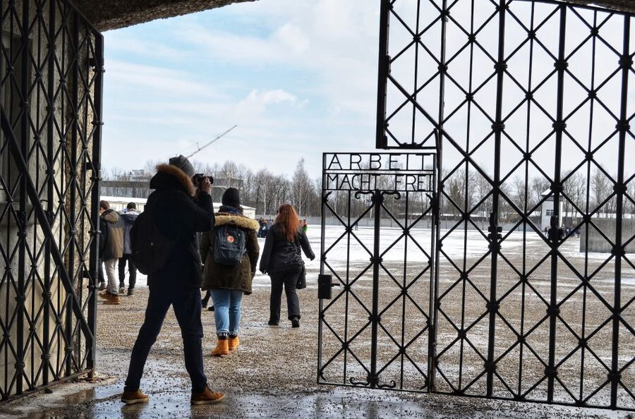 From Munich: Dachau Memorial Site Tour in Spanish - The permanent exhibition: where the story clicks into place