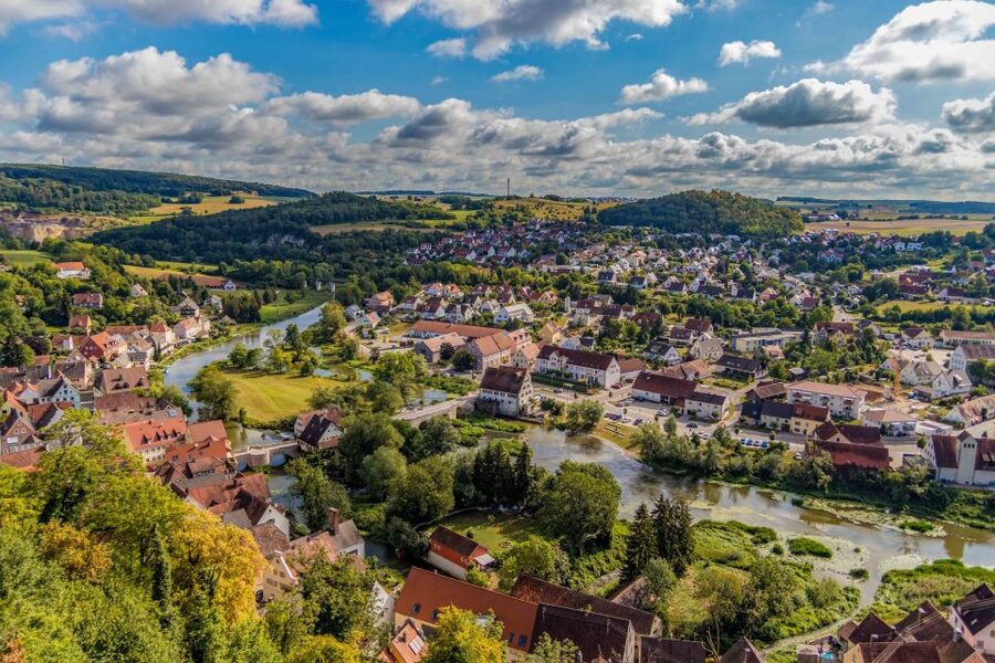From Munich: Rothenburg and Romantic Road Day Trip by Bus - Guides and onboard commentary: what language support looks like