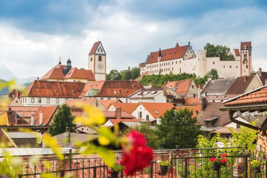 Füssen: Old Town Guided Walking Tour in German - Key things to know before you go
