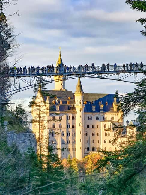 Füssen to Neuschwanstein Castle - Guided Scenic Tour - The trail itself: easy pace, 8 km, and why it matters