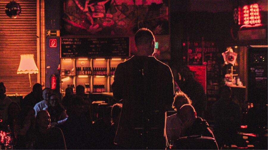 GET UP Comedy in Hamburg - Life is too short not to laugh! - Key highlights to look for