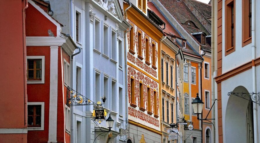 Görlitz: Old Town Guided Walking Tour - Biblische Haus: Old and New Testament scenes in sandstone