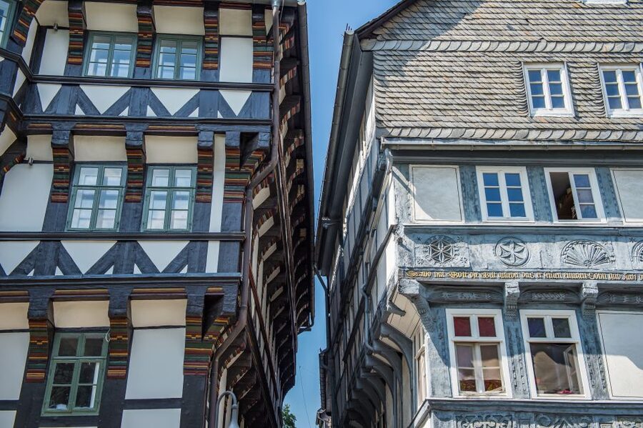 Goslar: Tausend Schritte durch die Altstadt - Goslar’s UNESCO old town streets, where Fachwerk meets imperial power