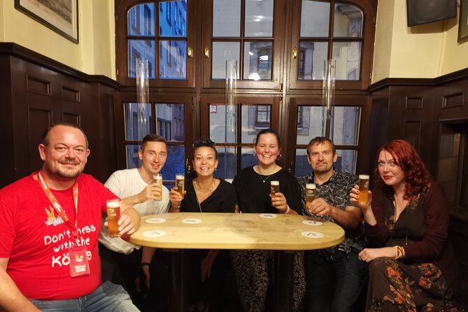 Guided Brewhouse Walking Tour in Cologne - Stop 4 Bierhaus en dr Salzgass: finishing strong and getting smart next steps