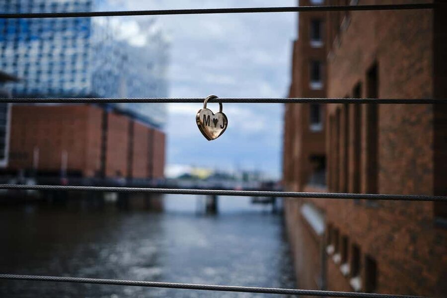 Guided tour of Hamburg's Speicherstadt - warehouse, free port & duty-free - FAQ