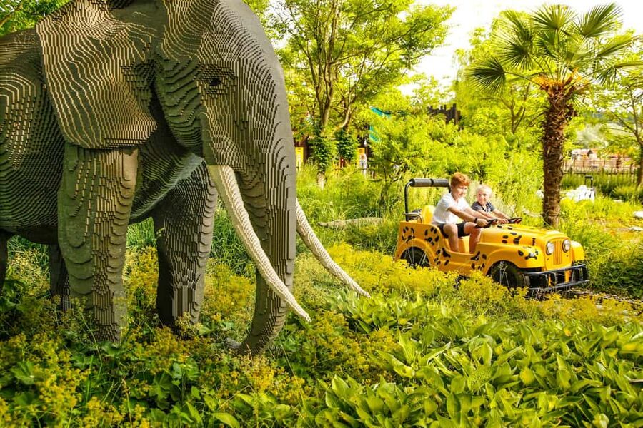 Günzburg: LEGOLAND® Deutschland Resort Admission Ticket - Günzburg LEGOLAND in one day: what your ticket really delivers