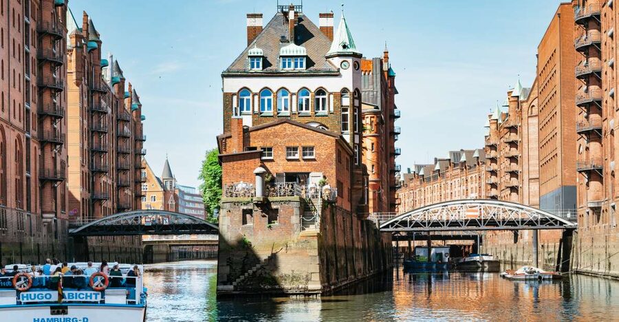 Hamburg: 1.5-Hour Harbor and Speicherstadt Day Cruise - Why this daytime harbor cruise works so well